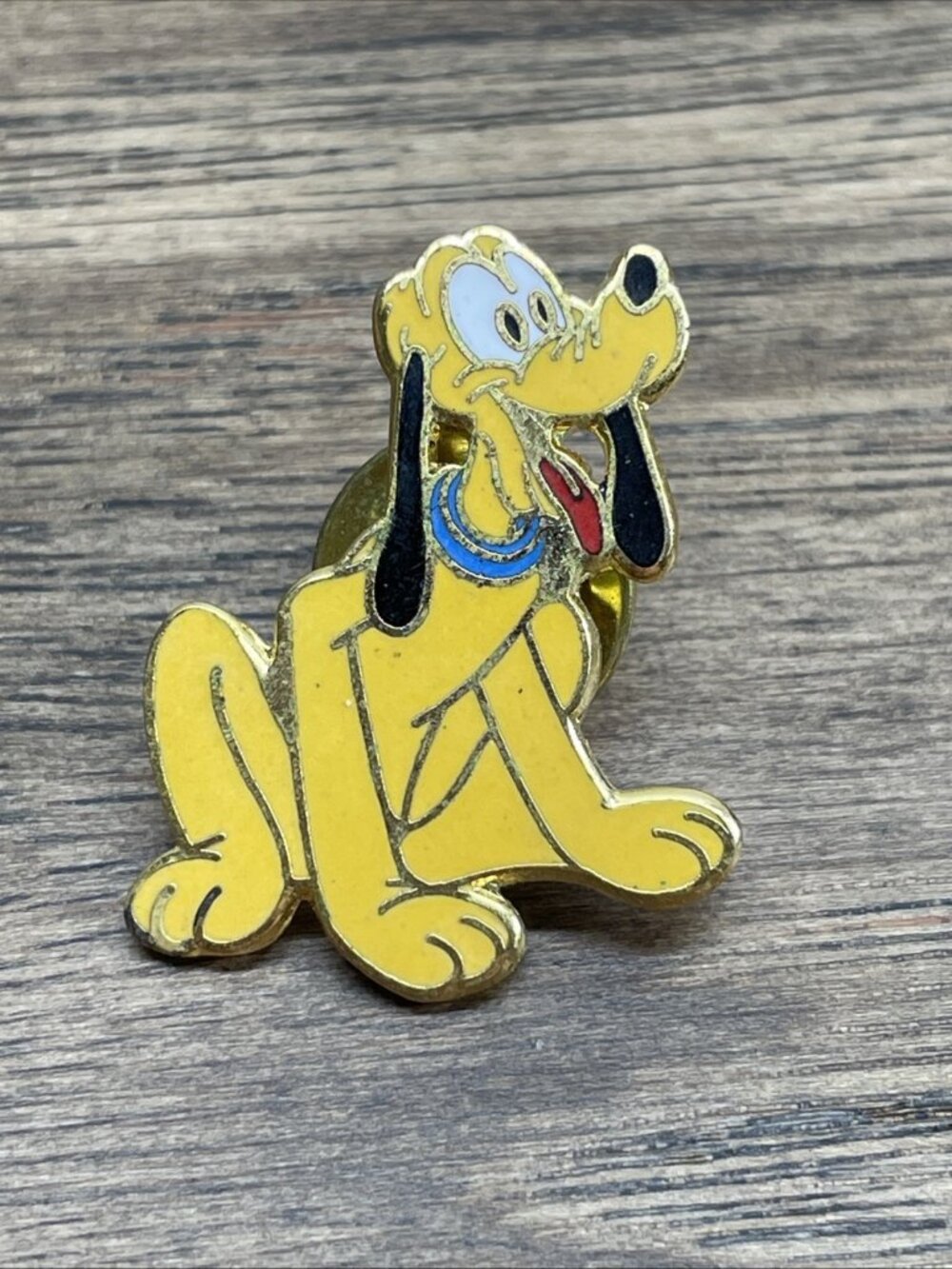 Vintage Disney Pluto the Dog WDW Trading Pin KG JD